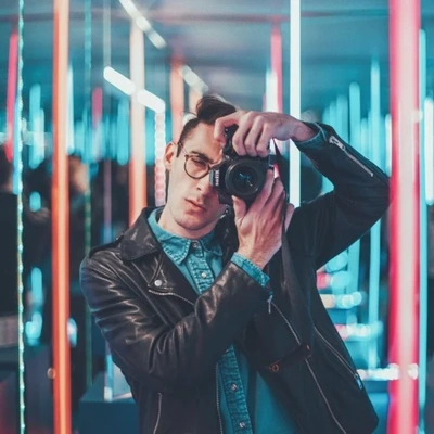 Brandon Woelfel Portresi